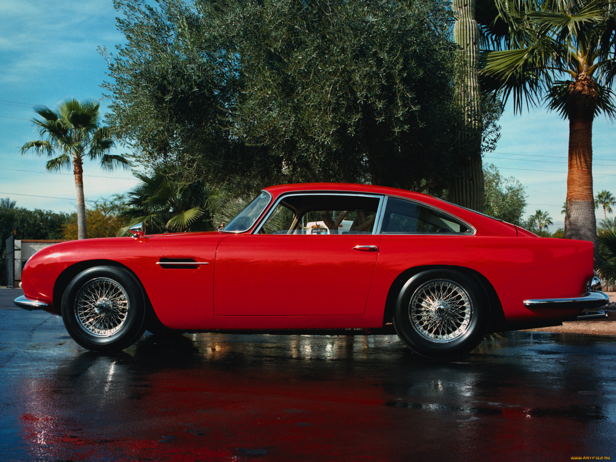 , aston, martin